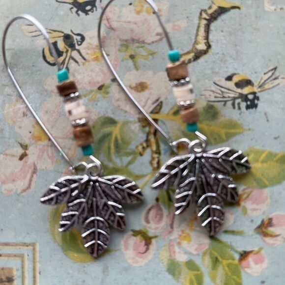 Boho Silver Aztec Colored Dangling Earring leaves faux turquoise beads - Picture 1 of 3